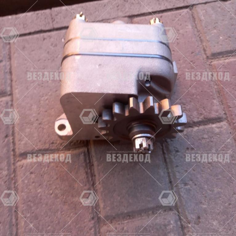 8.10.013-1 Насос масляный