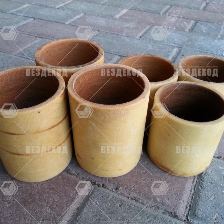 71-2948054 Т Втулка внутренняя оси кронштейна подвески ленивца (текстолит)