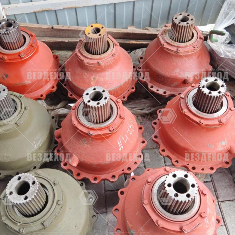 8.11.011 Бортовая передача левая