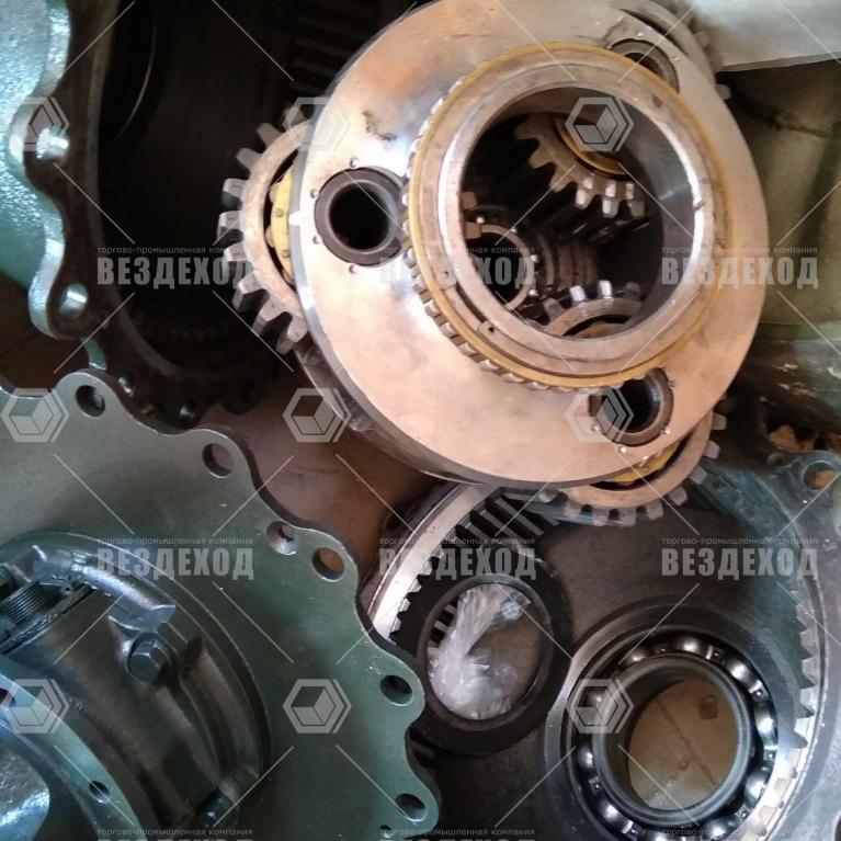 8.11.011 Бортовая передача левая