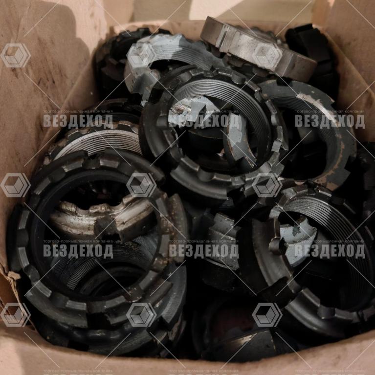 740-33-60-1 Гайка корончатая крепления опорного катка