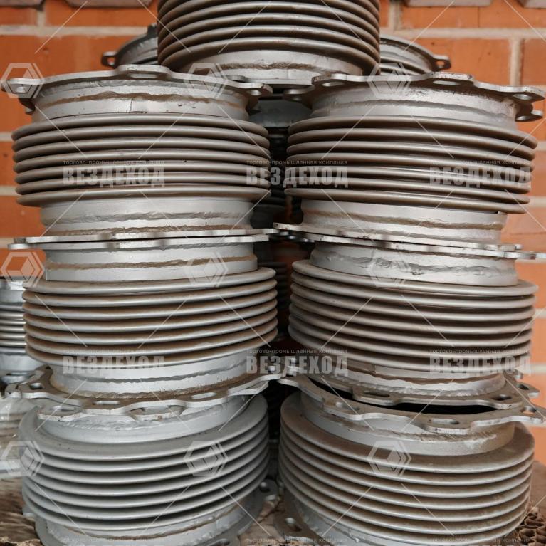 10.04.030 Сильфон с фланцами большой