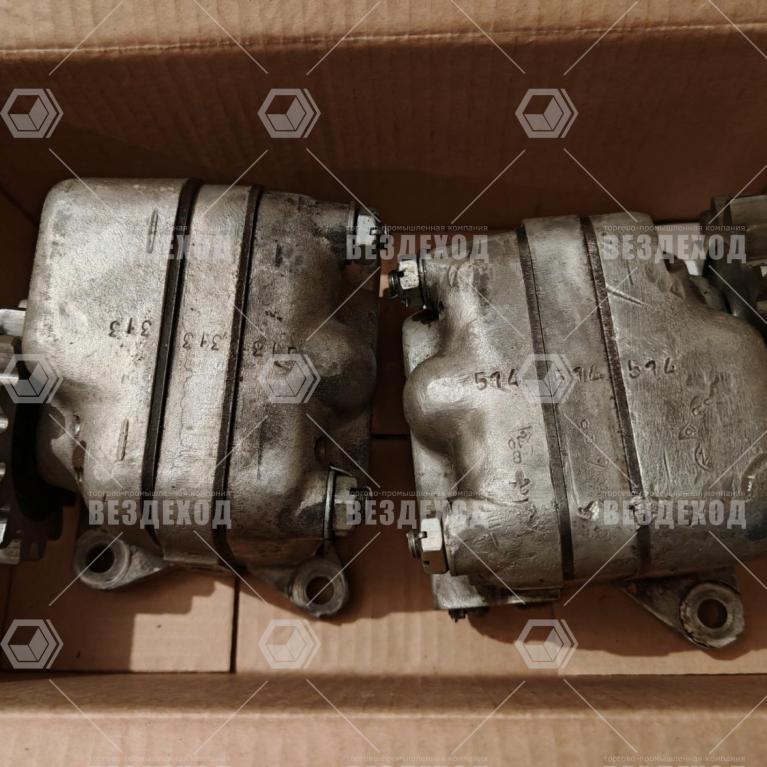 8.10.013-1 Насос масляный