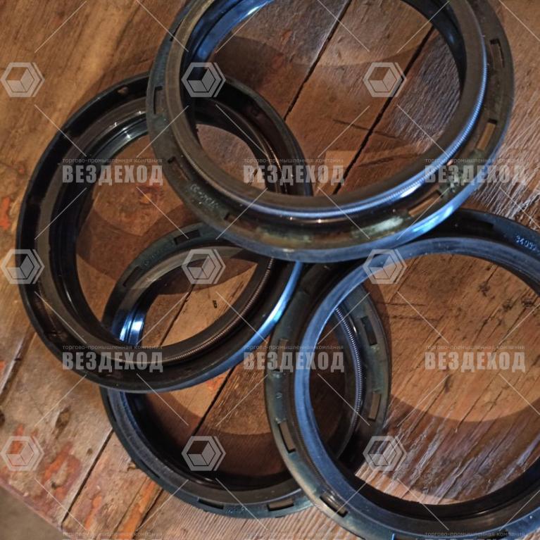 71-2607040-01 Сальник бортовой передачи с пружиной 85х110-10 (71-2607040-01)