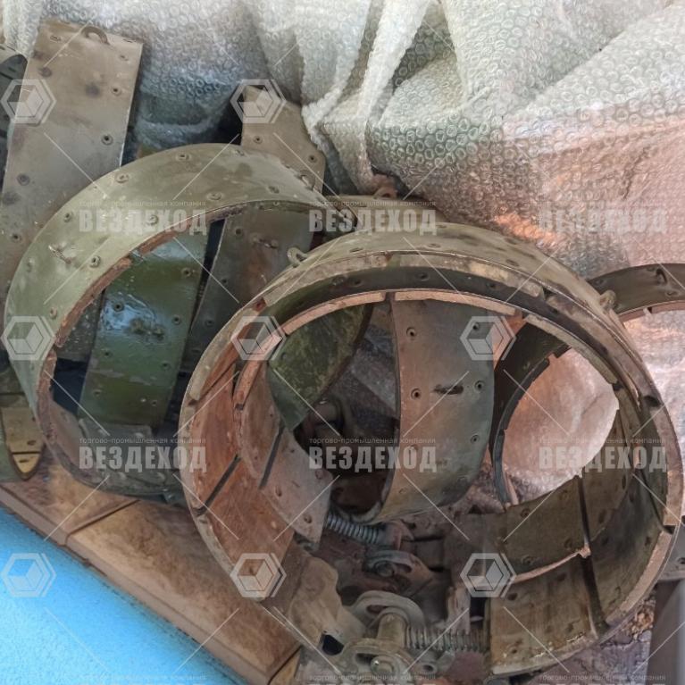 8.23.011 Тормоз остановочный левый в сборе (8.23.011)