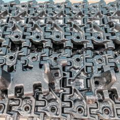 8.34.201 Звено гусеницы узкое